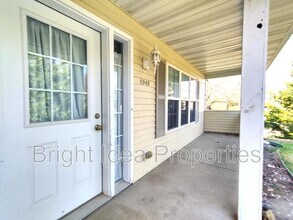 5948 Oakgreen Ave N in Stillwater, MN - Building Photo - Building Photo