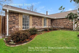 104 Greenshire Dr in League City, TX - Building Photo - Building Photo