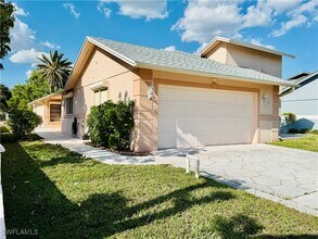 603 92nd Ave N in Naples, FL - Building Photo - Building Photo
