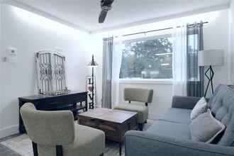 412 Pacific St in Houston, TX - Building Photo - Building Photo