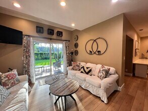 13122 Via Veneto in Wellington, FL - Building Photo - Building Photo