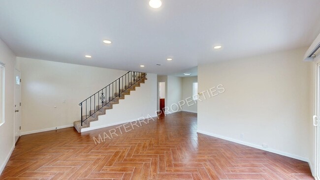 168 Magnolia St in Costa Mesa, CA - Building Photo - Building Photo