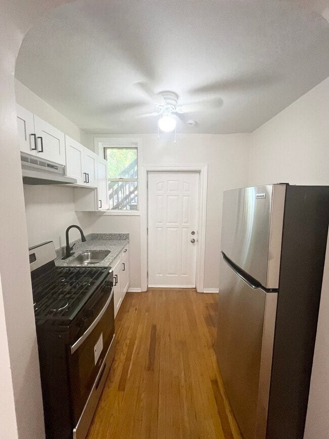 950 N Kildare Ave in Chicago, IL - Building Photo - Building Photo