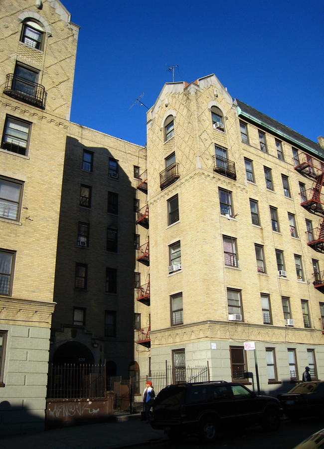 1255 Stratford Ave in Bronx, NY - Building Photo - Building Photo