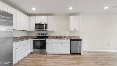7208 Madison Sq Dr in Panama City, FL - Building Photo - Building Photo