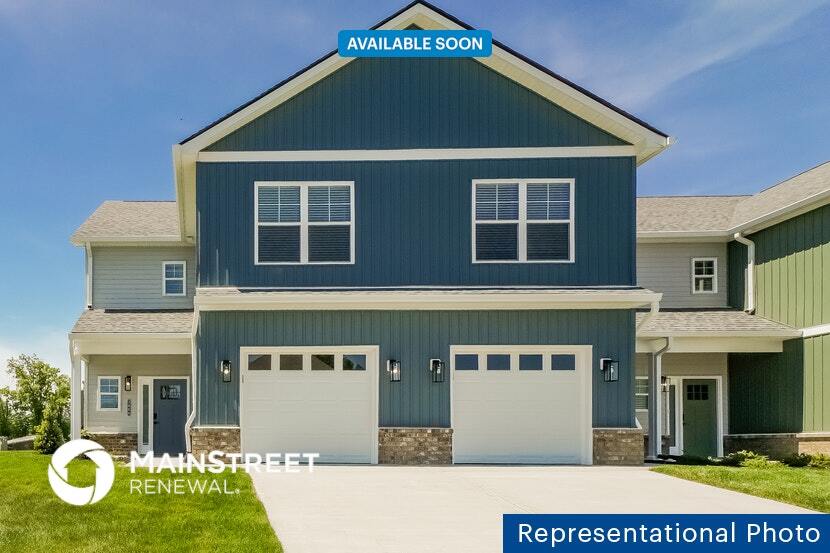 2058 Hoosier Way in Jeffersonville, IN - Building Photo
