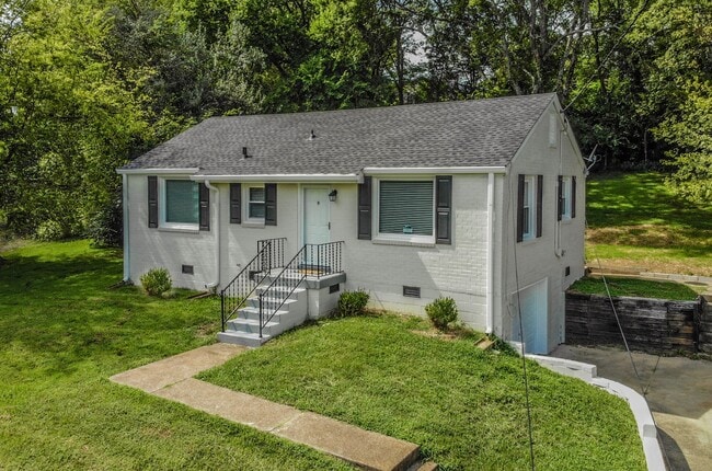 property at 5015 Packard Dr