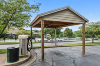 The Racquet Club Apartments in Lexington, KY - Building Photo - Building Photo