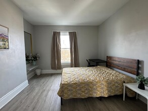 1514 Fallowfield Ave, Unit Fallowfield in Pittsburgh, PA - Building Photo - Building Photo