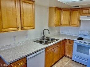 51080 Eisenhower Dr in La Quinta, CA - Building Photo - Building Photo