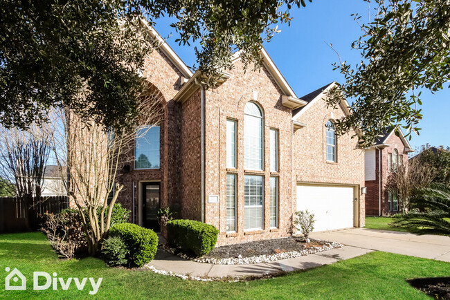 3119 Hummingbird Ln in Humble, TX - Foto de edificio - Building Photo