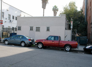 1714 Garfield Pl in Los Angeles, CA - Foto de edificio - Building Photo