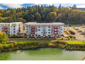 3930 Abbey Ln, Unit 409 A in Astoria, OR - Building Photo - Building Photo