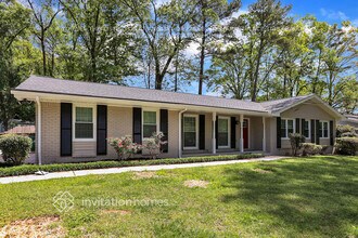 3458 Charlemagne Dr in Decatur, GA - Building Photo - Building Photo