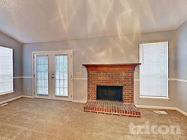 225 Salusbury Ln in Columbia, SC - Building Photo - Building Photo