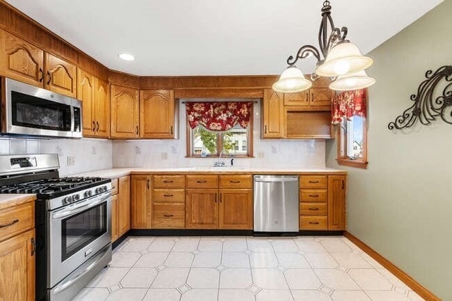 20 Fairmount St in Everett, MA - Building Photo - Building Photo