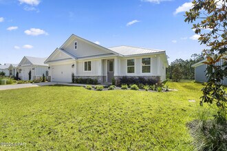 393 Bear Crk Blvd in Freeport, FL - Building Photo - Building Photo