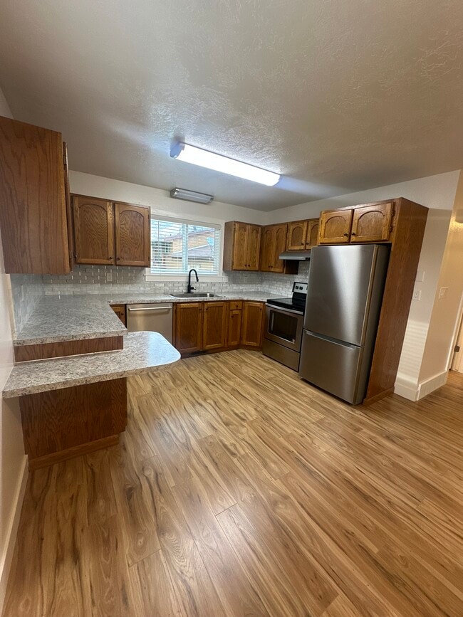 property at 958 S 1060 E