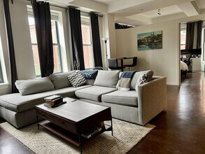 35 Fay St, Unit 314 in Boston, MA - Building Photo - Building Photo