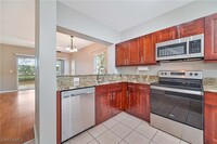 8305 Pacific Beach Dr in Ft. Myers, FL - Building Photo - Building Photo