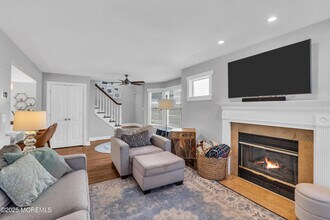 26 3rd St in Rumson, NJ - Building Photo - Building Photo