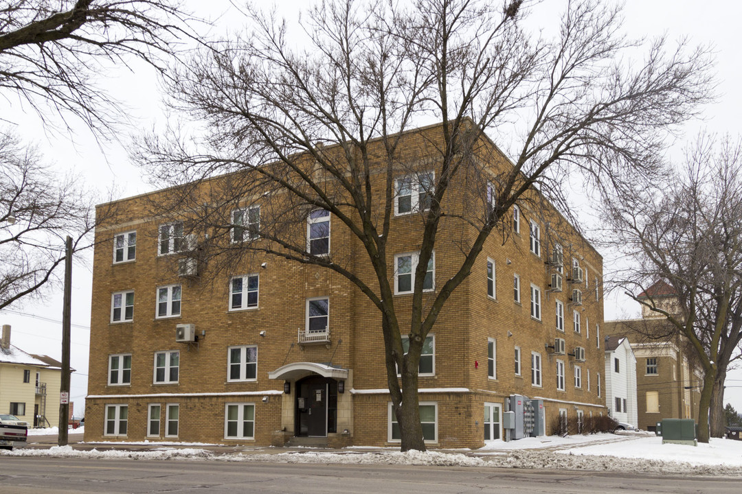 Murray Apartments in Sioux City, IA - Building Photo