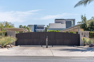 Center Court in Palm Springs, CA - Building Photo - Building Photo