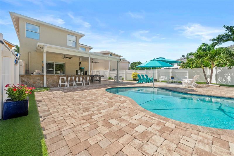 4121 Eastridge Cir in Pompano Beach, FL - Building Photo