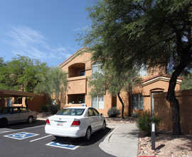 Pinnacle Canyon Apartments in Tucson, AZ - Building Photo - Building Photo