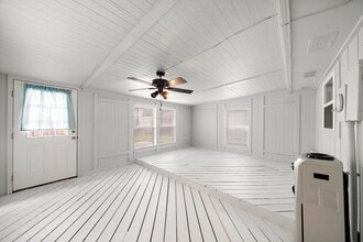 11119 Wheatridge Dr in Houston, TX - Foto de edificio - Building Photo