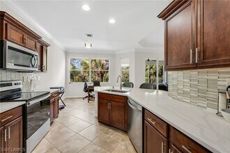 12850 Carrington Cir in Naples, FL - Building Photo - Building Photo