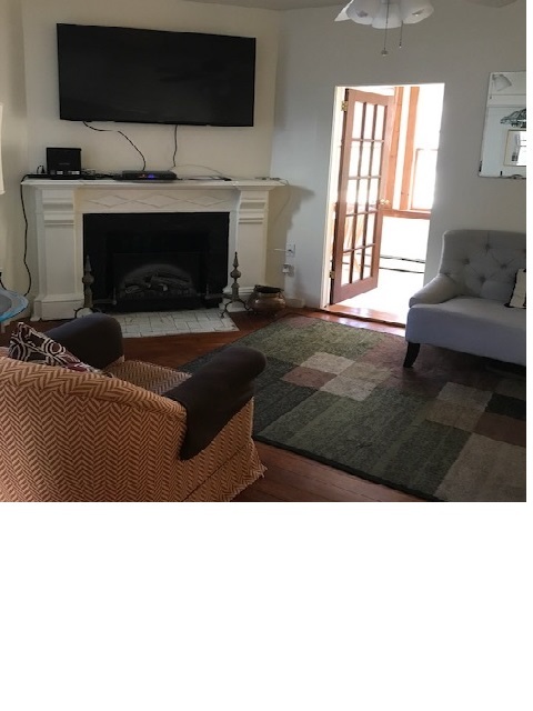 98 Kay St in Newport, RI - Building Photo
