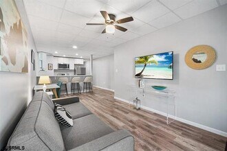 21 S Little Rock Ave in Ventnor City, NJ - Building Photo - Building Photo