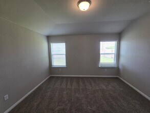 5100 Stockton Ln in Austin, TX - Building Photo - Building Photo