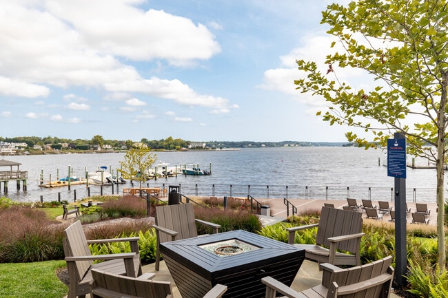 Colony House Apartments in Red Bank, NJ - Building Photo - Building Photo