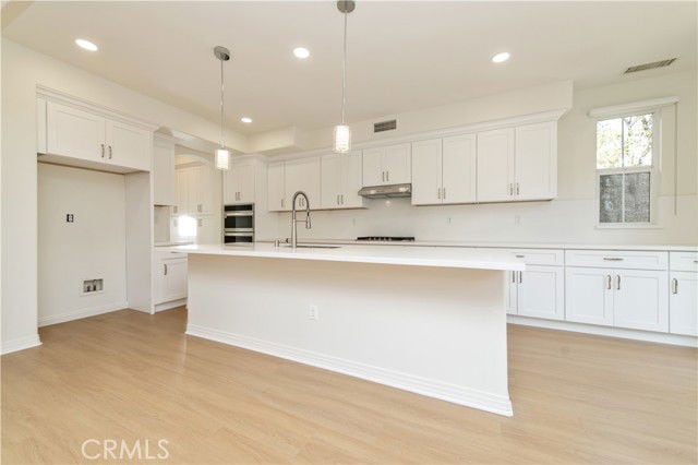 1320 Sun Dial Dr in Tustin, CA - Building Photo - Building Photo