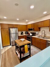 1353 Ridgefield Cir in Carol Stream, IL - Building Photo - Building Photo