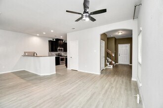 13426 Merryville Harrogate Ln in Houston, TX - Building Photo - Building Photo