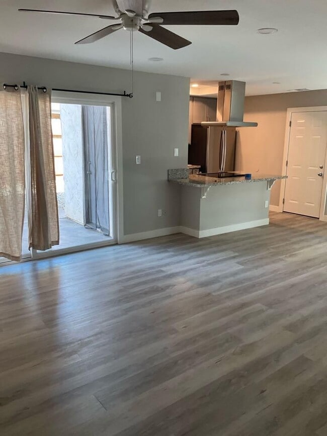 6103 Templeton Dr in Carmichael, CA - Building Photo - Building Photo