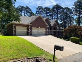 1 Dent Ln in Bella Vista, AR - Building Photo