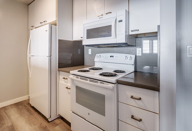 300 3rd St in San Francisco, CA - Building Photo - Building Photo