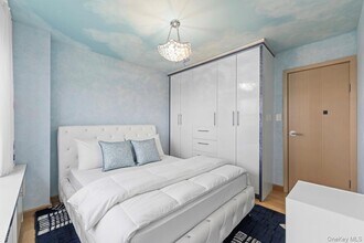 102-10 66th Rd in Queens, NY - Building Photo - Building Photo