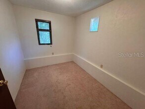 2616 SW 4th Pl-Unit -Apt A in Gainesville, FL - Building Photo - Building Photo