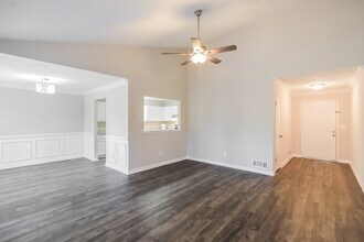 2933 Trotters View Way in Snellville, GA - Building Photo - Building Photo