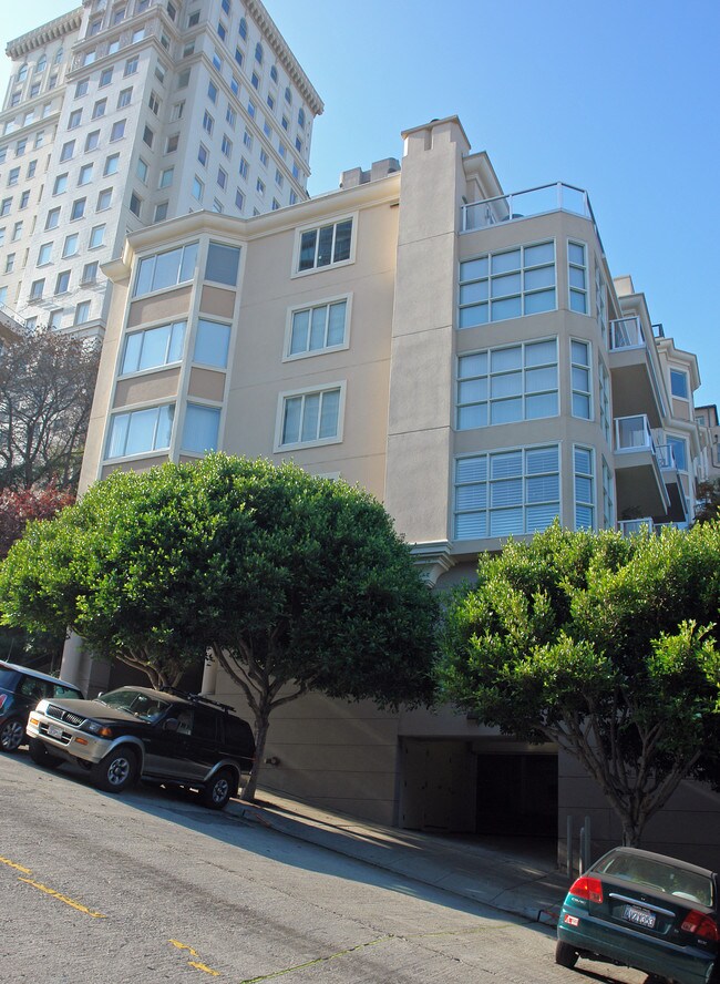 900 Green St in San Francisco, CA - Building Photo - Building Photo