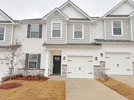 7 Vine House Dr in Fountain Inn, SC - Building Photo