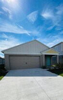 4058 Gardenia Ave in Lake Hamilton, FL - Building Photo