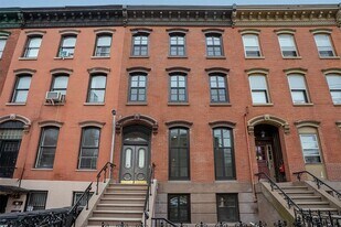 155 Grand St in Jersey City, NJ - Building Photo