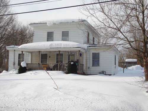 Foruplex in Hannibal, NY - Building Photo