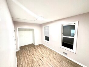 261 Ridge St, Unit #1 in Newark, NJ - Foto de edificio - Building Photo